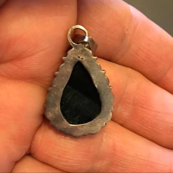 .925 Silver Labradorite Stone Pendant - Picture 5 of 8